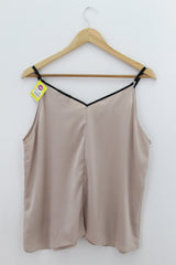 TOP Femenino CASUAL Trend & Style