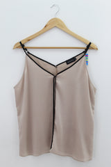 TOP Femenino CASUAL Trend & Style