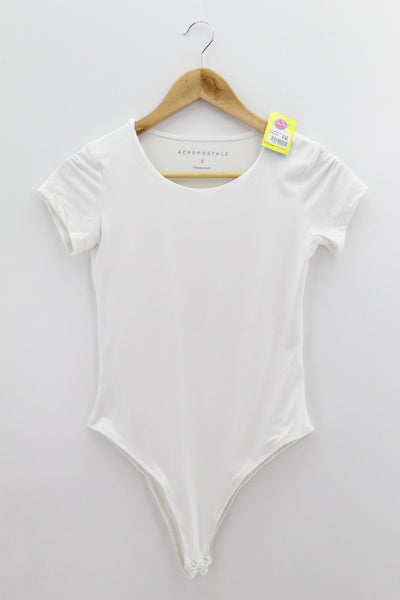 TOP Femenino BASICO CON MANGA Aeropostale