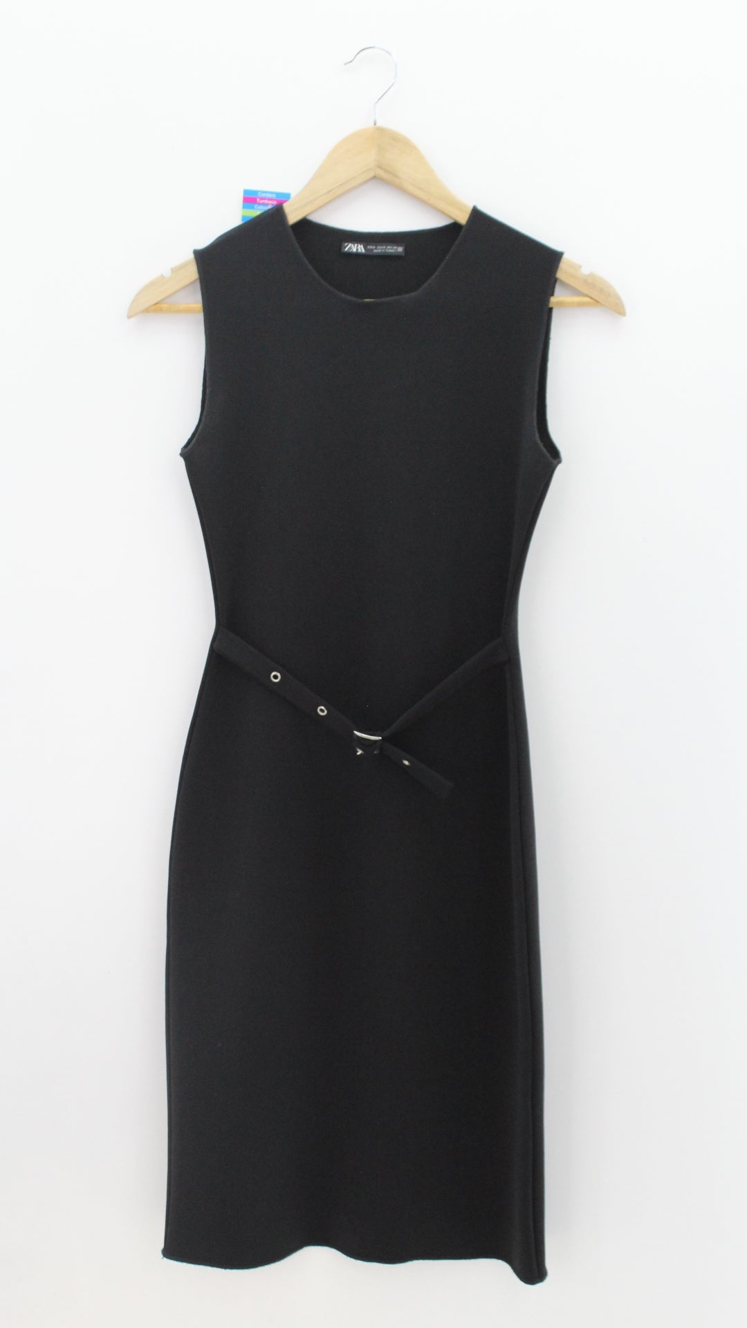 VESTIDO Femenino FORMAL/OFICINA Zara