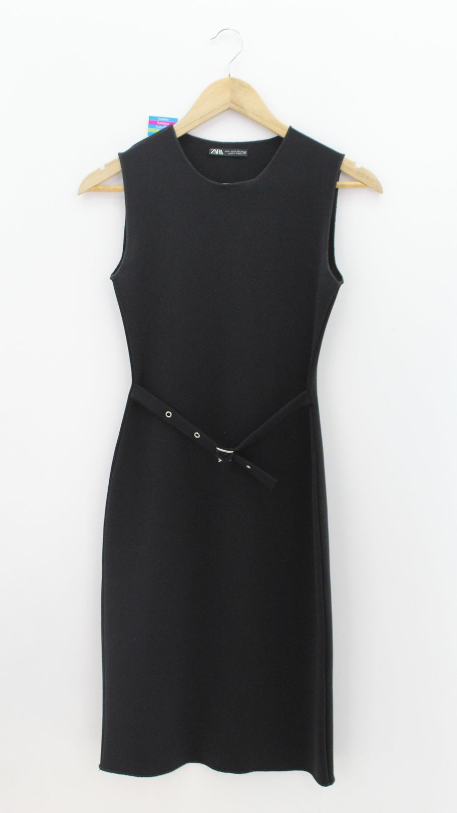 VESTIDO Femenino FORMAL/OFICINA Zara