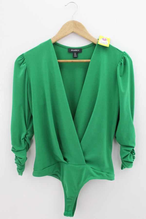 TOP Femenino CASUAL Studio F