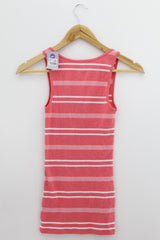 TOP Femenino BASICO SIN MANGA Old Navy