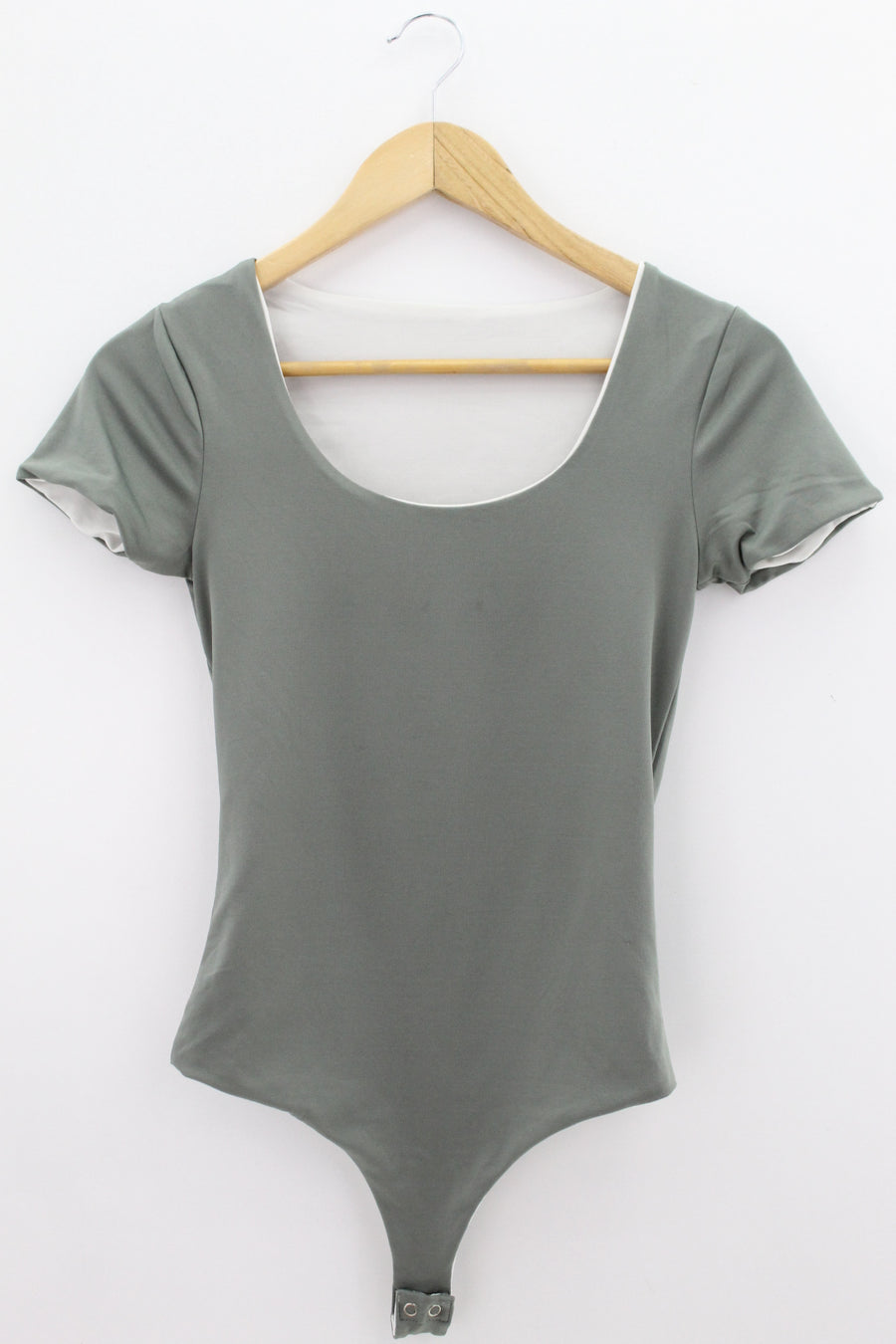 TOP Femenino BASICO CON MANGA