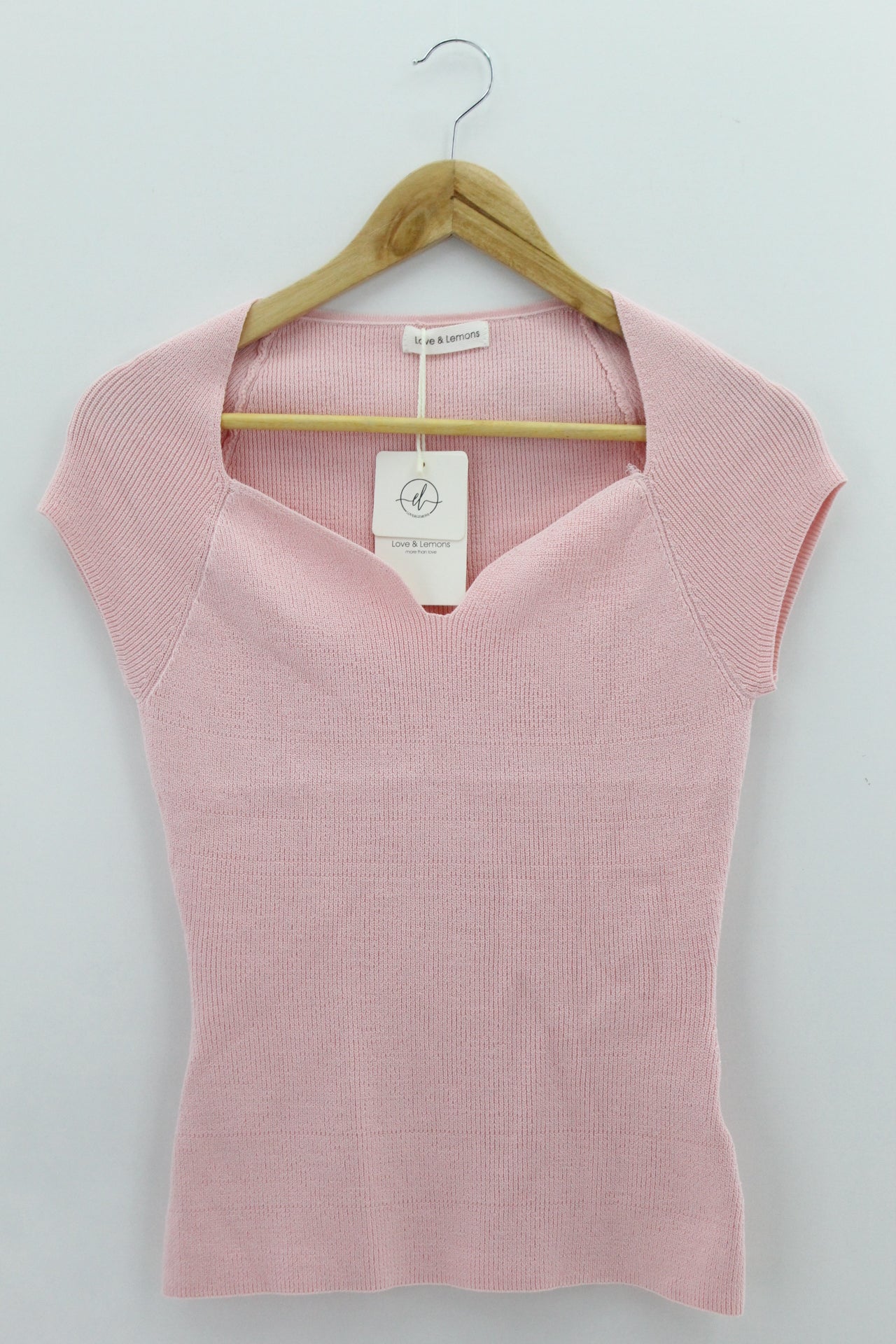 TOP Femenino CASUAL Love & Lemons