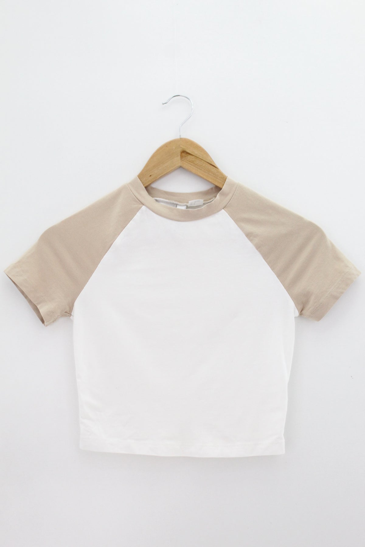 TOP Femenino BASICO CON MANGA Divided