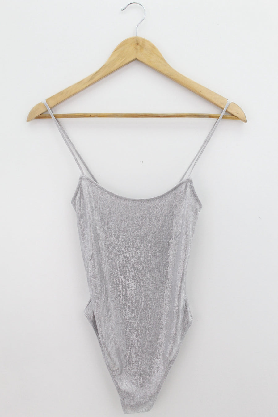TOP Femenino FIESTA Bershka