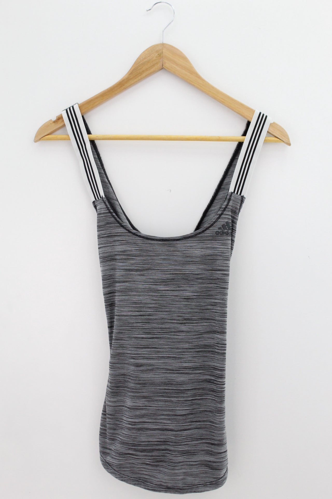 TOP Femenino DEPORTIVO Adidas