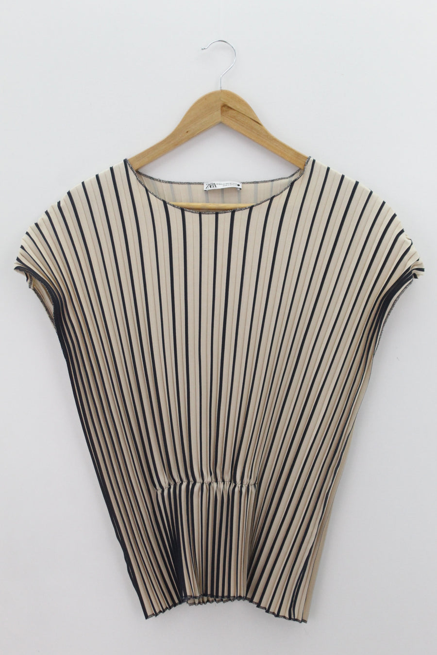 TOP Femenino CASUAL Zara