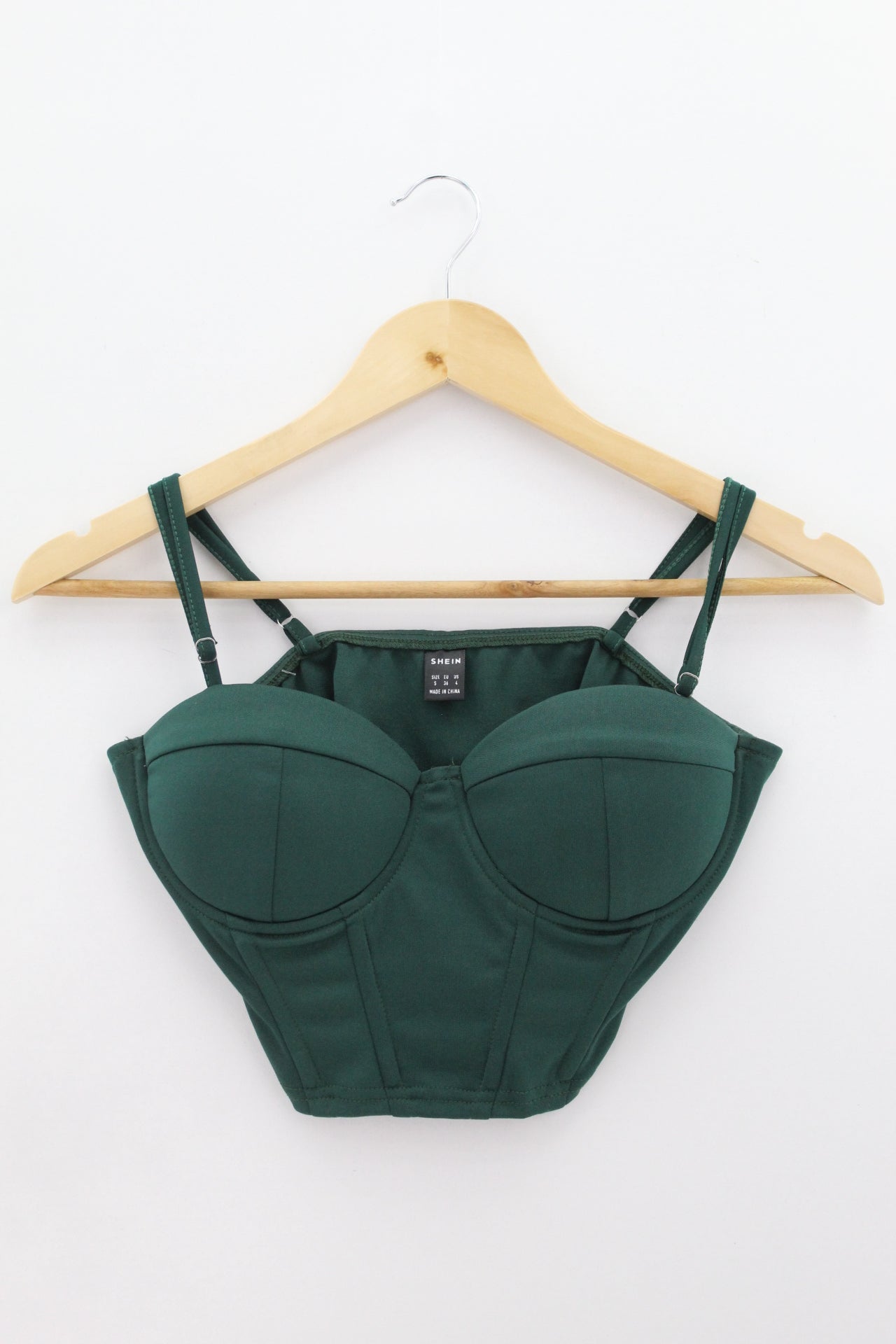 TOP Femenino BASICO SIN MANGA Shein
