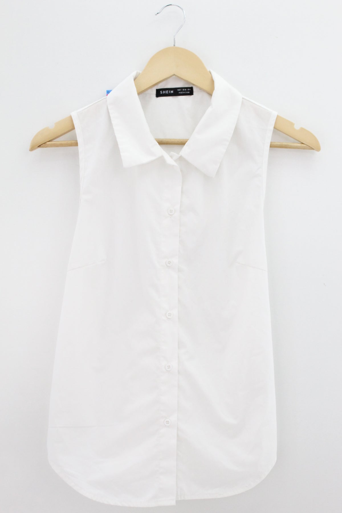 TOP Femenino BASICO SIN MANGA Shein