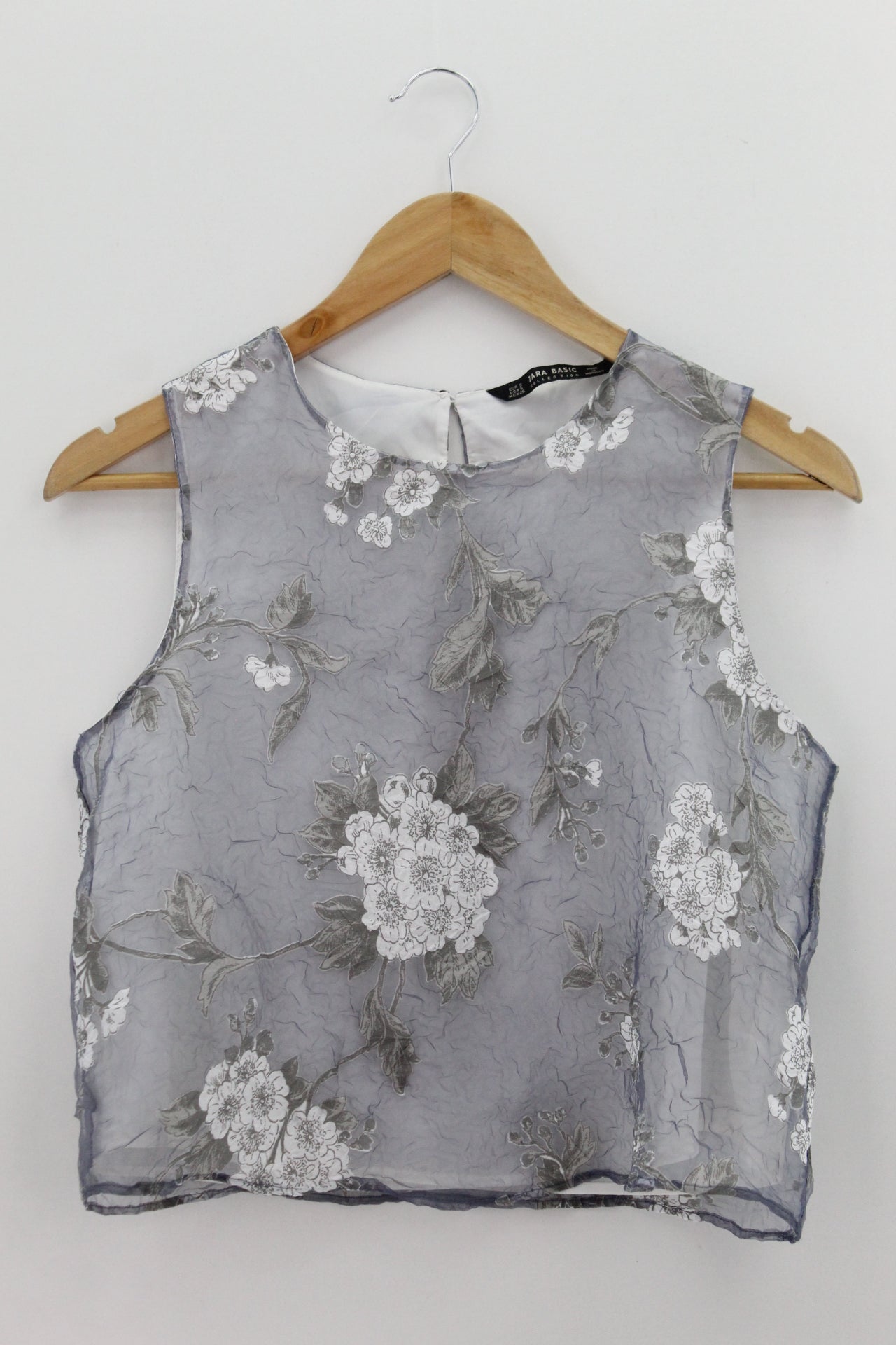 TOP Femenino BASICO SIN MANGA Zara Basic