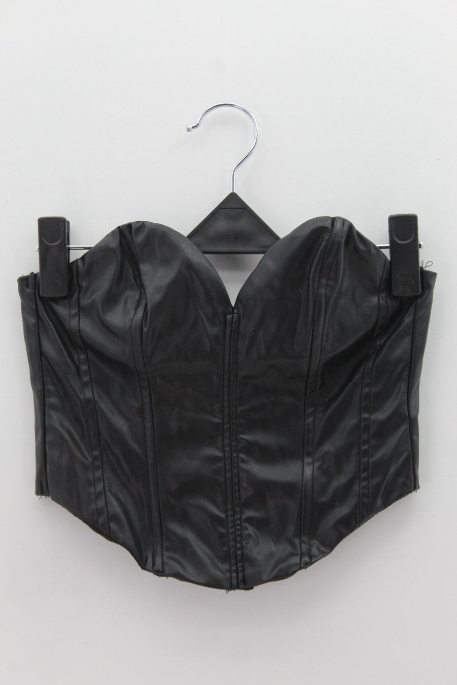 TOP Femenino BASICO SIN MANGA Divided