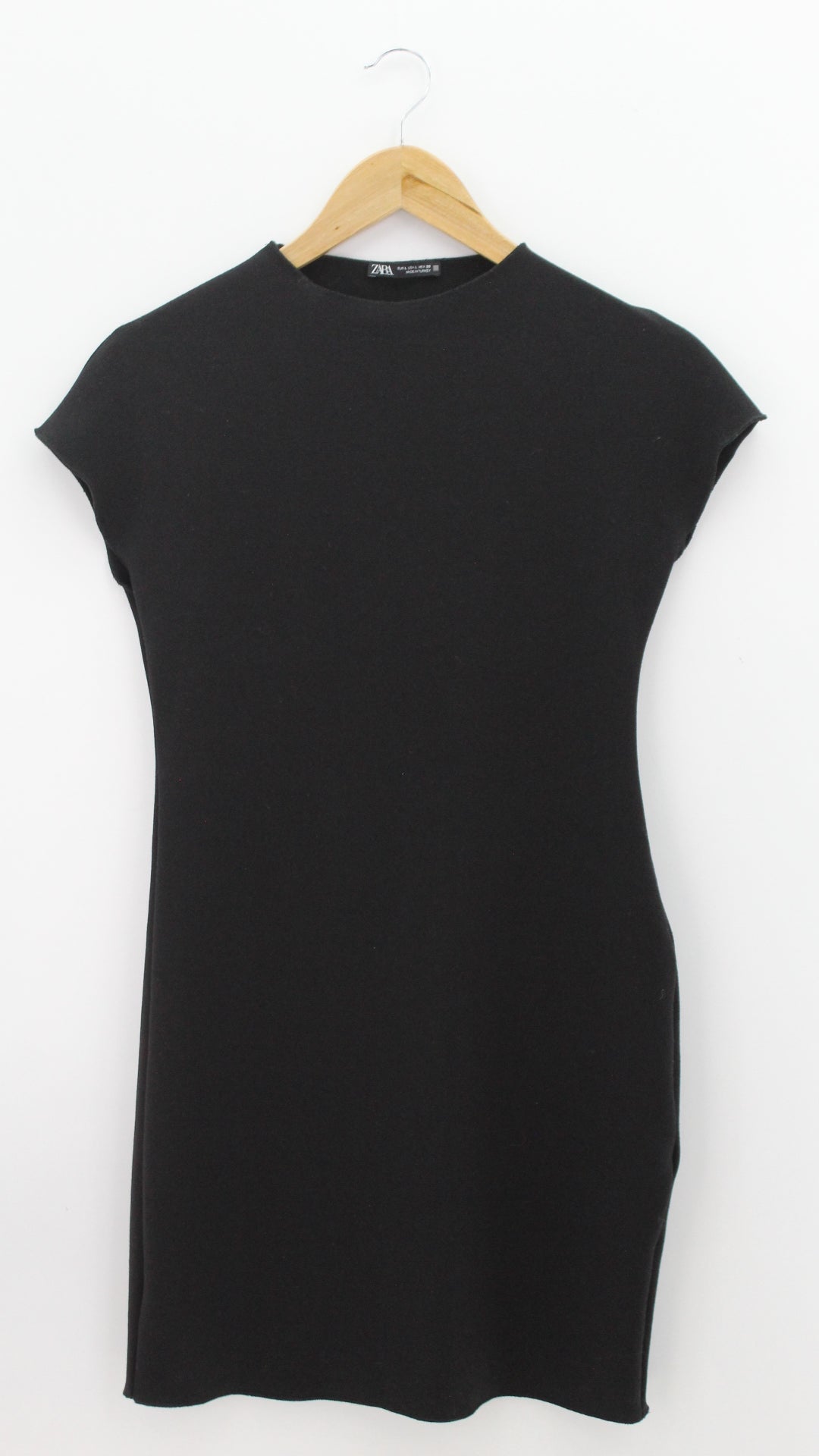 VESTIDO Femenino FORMAL/OFICINA Zara