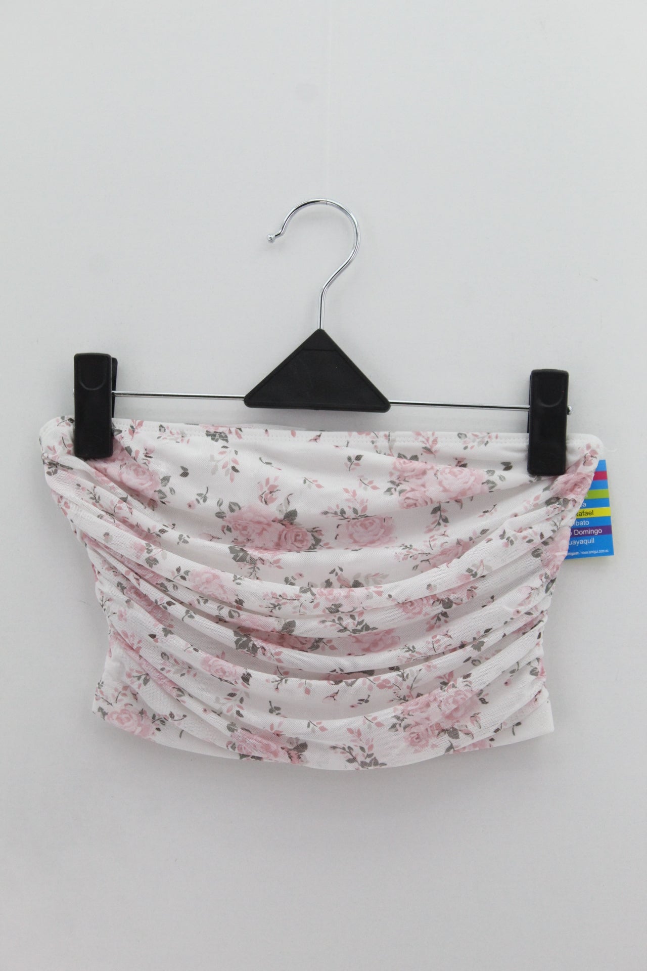 TOP Femenino BASICO SIN MANGA Shein