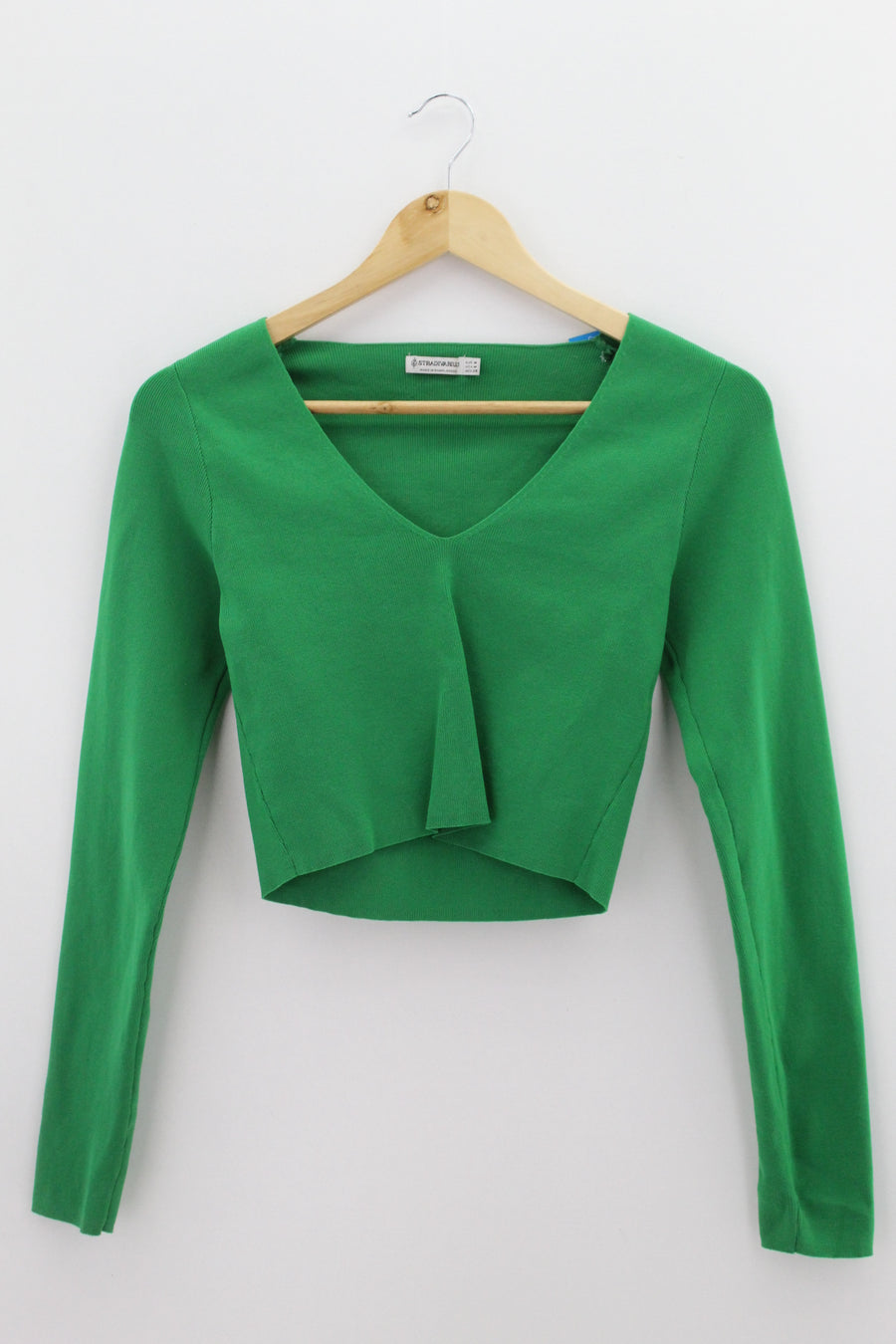 TOP Femenino BASICO CON MANGA Stradivarius