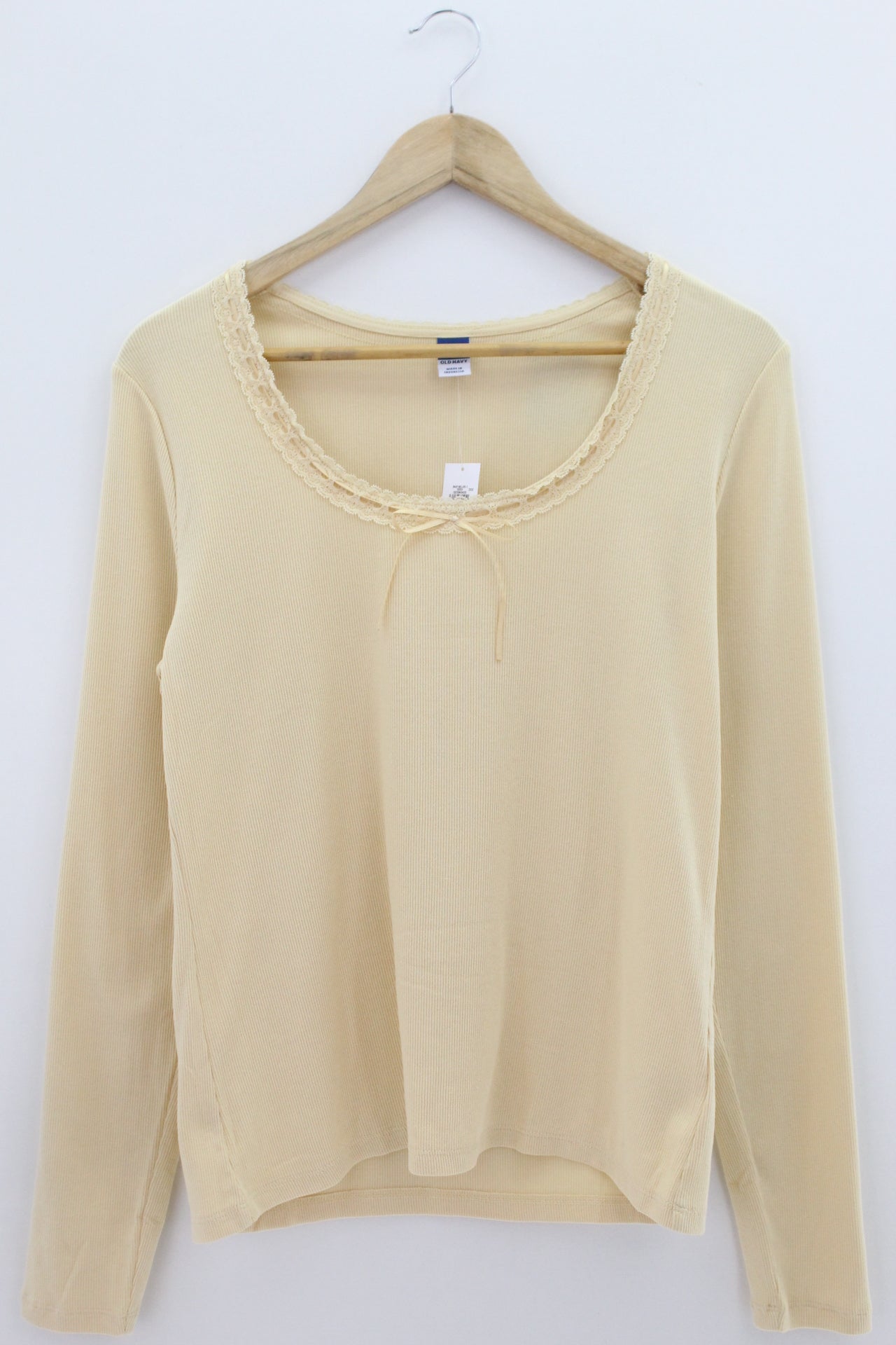 TOP Femenino BASICO CON MANGA Old Navy