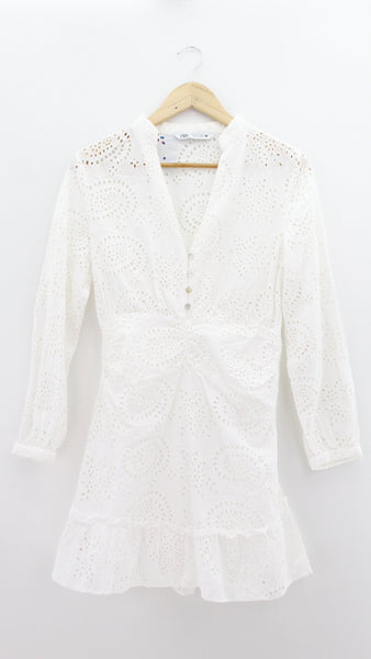 VESTIDO Femenino Zara