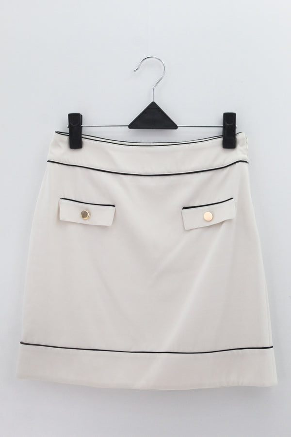 FALDA Femenino Distrito