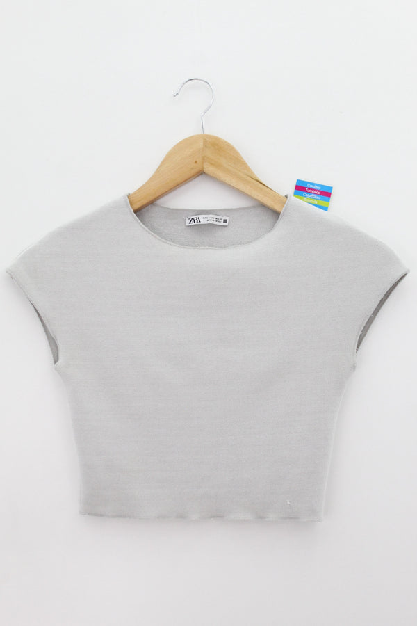 TOP Femenino BASICO SIN MANGA Zara