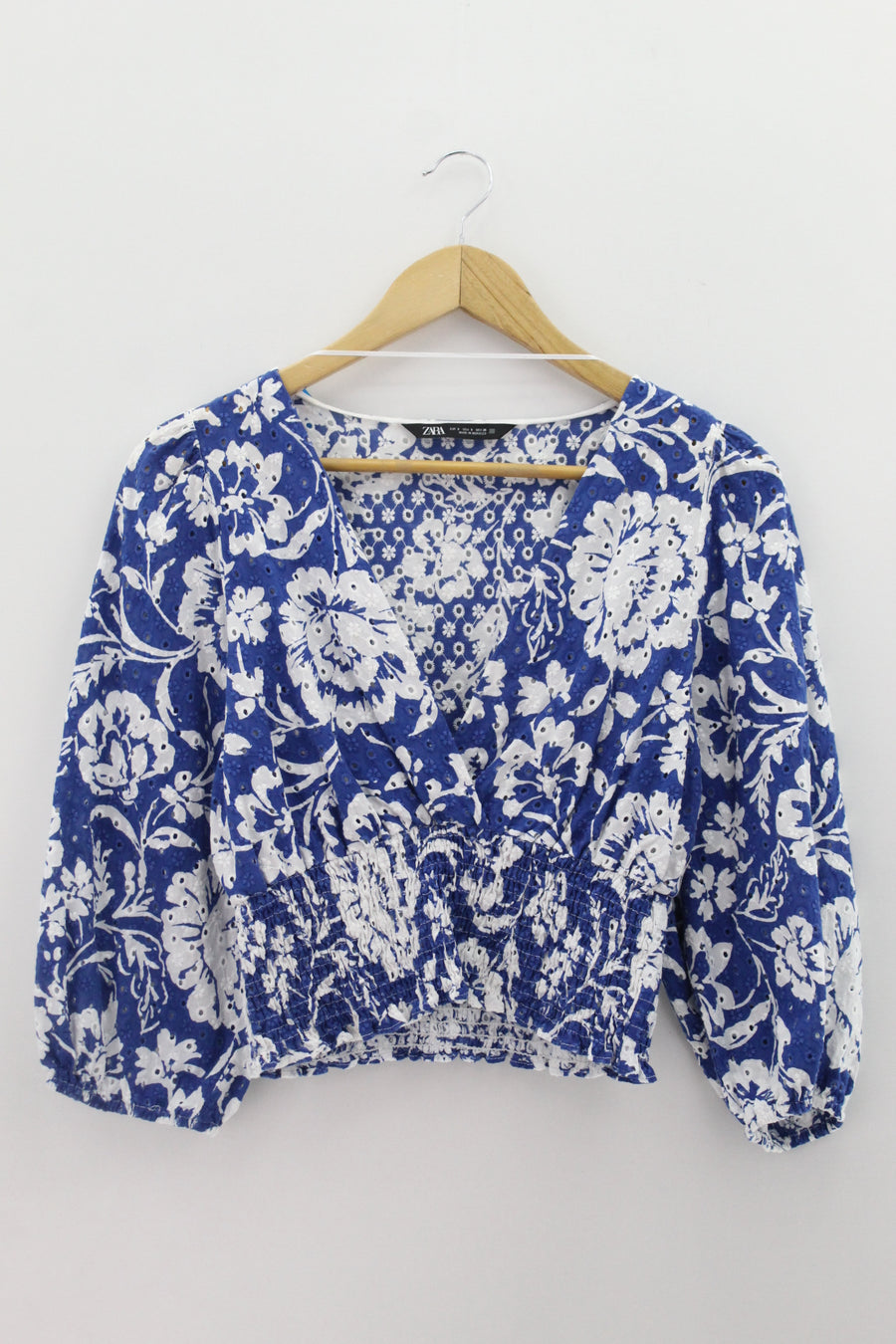 TOP Femenino CASUAL Zara