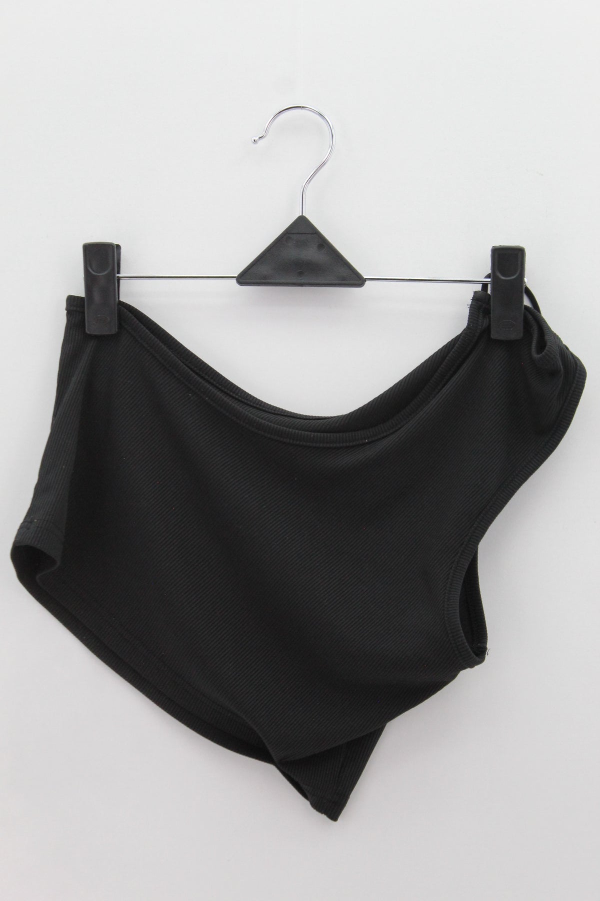 TOP Femenino BASICO SIN MANGA Shein