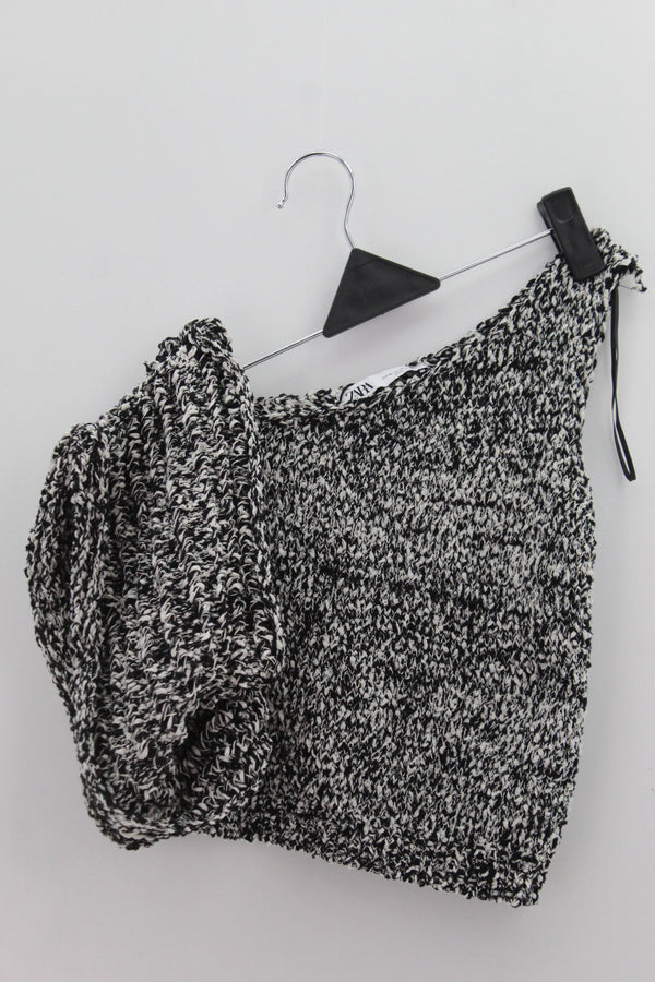 TOP Femenino CASUAL Zara