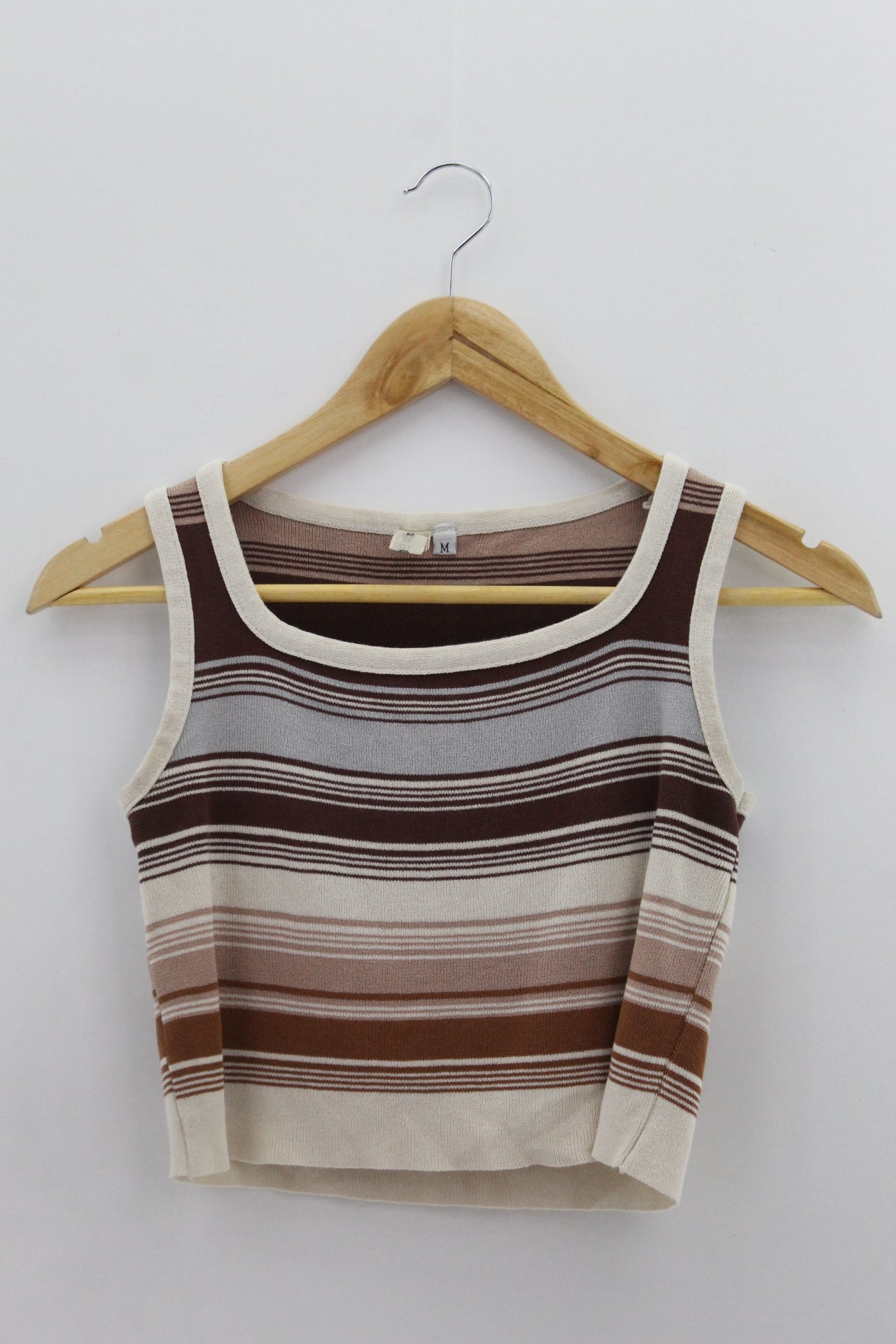TOP Femenino BASICO SIN MANGA Misska (Fashion 21)