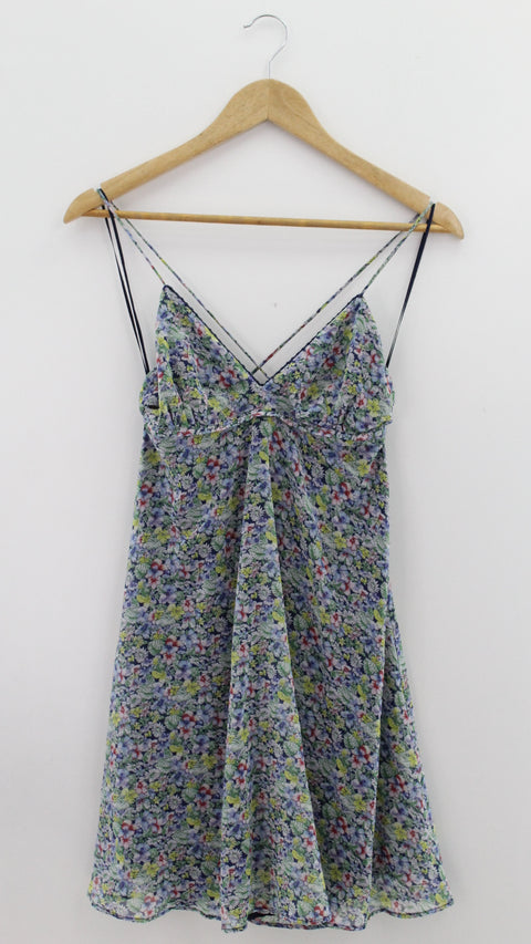 VESTIDO Femenino VERANO/ PLAYA Zara