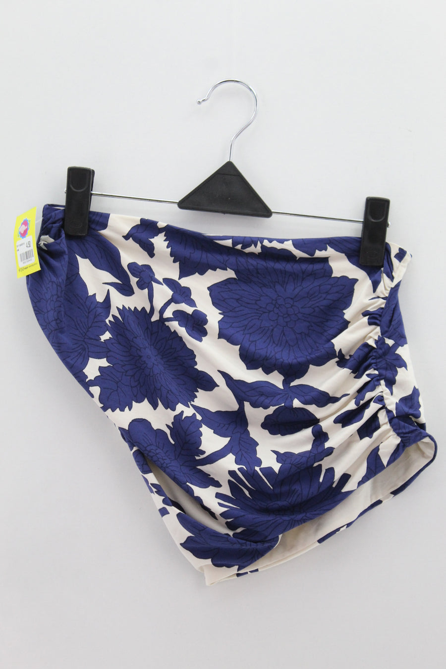 TOP Femenino BASICO SIN MANGA H&M