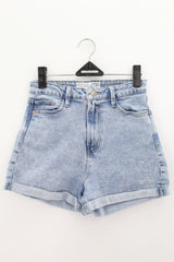 SHORT Femenino Stradivarius