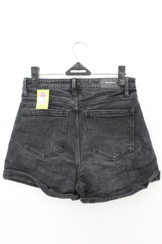 SHORT Femenino Stradivarius
