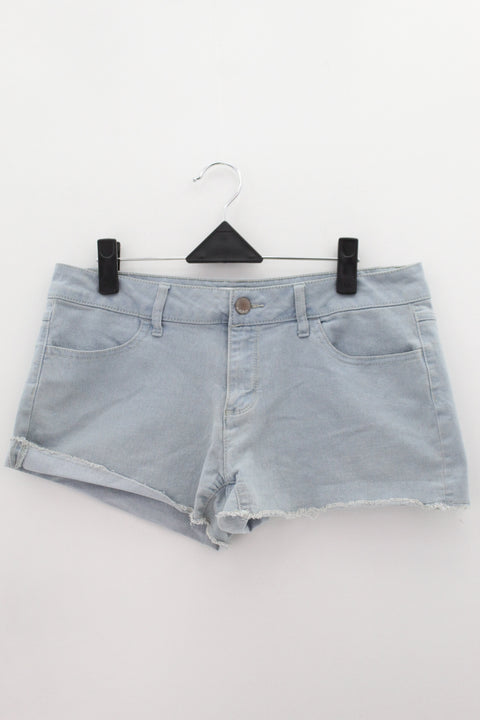 SHORT Femenino No Boundaries