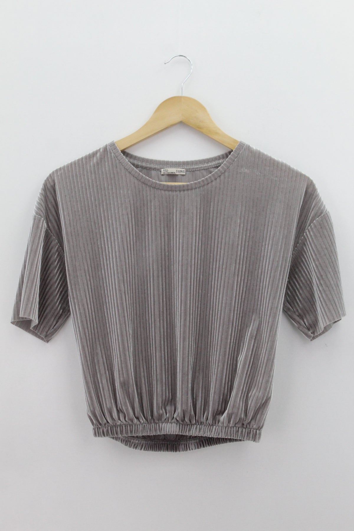 TOP Femenino CASUAL Zara