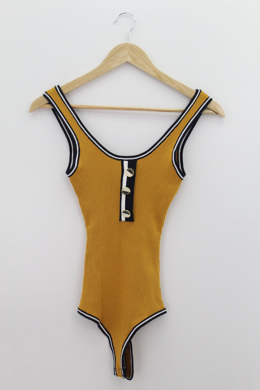 TOP Femenino CASUAL Studio F