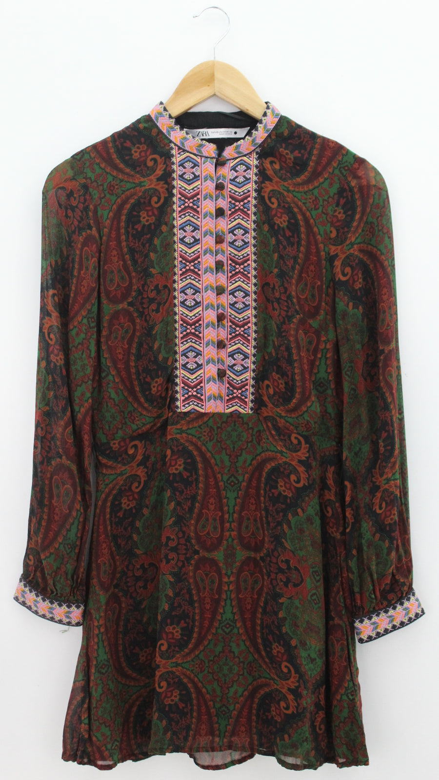 VESTIDO Femenino CASUAL/DEPORTIVO Zara