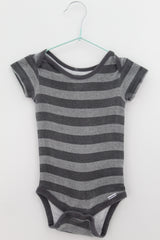 MONO MANGA CORTA BEBE Masculino (0-2)