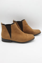 BOTA Femenino Primark