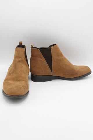 BOTA Femenino Primark