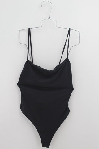 TOP Femenino CASUAL Bershka