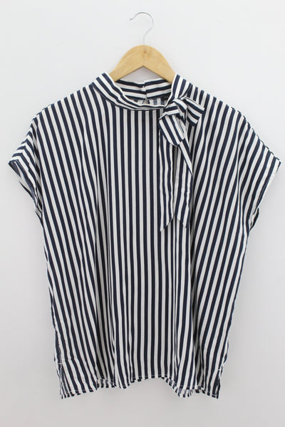 TOP Femenino FIESTA Ann Taylor