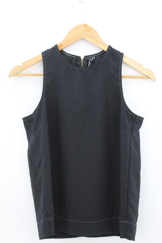 TOP Femenino BASICO SIN MANGA Stradivarius