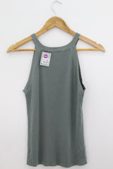 TOP Femenino BASICO SIN MANGA Love Stitch