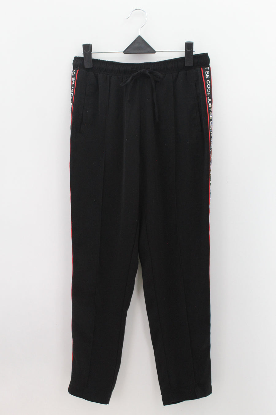 PANTALON DEPORTIVO Femenino Stradivarius
