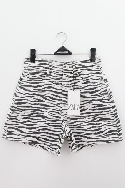 SHORT Femenino Zara