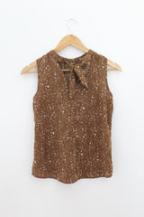 TOP Femenino BASICO SIN MANGA H&O