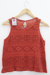 TOP Femenino CASUAL Stradivarius