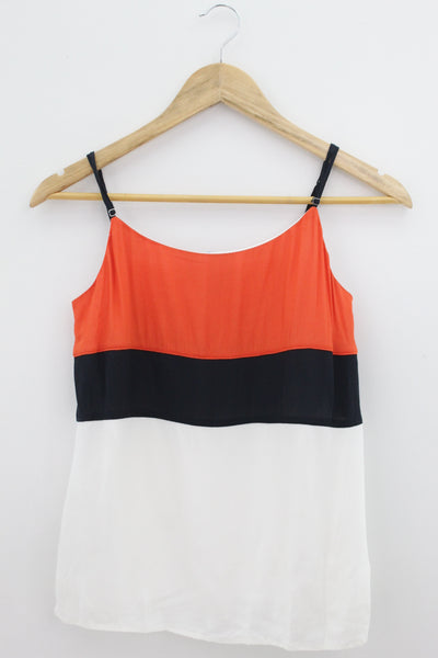 TOP Femenino BASICO SIN MANGA Banana Republic