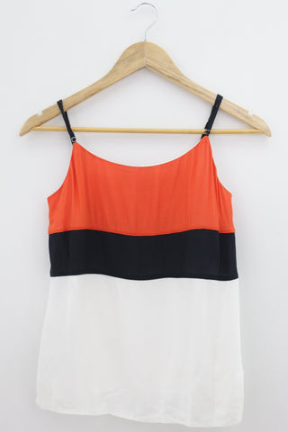 TOP Femenino BASICO SIN MANGA Banana Republic