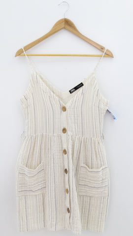 VESTIDO Femenino CASUAL/DEPORTIVO Zara